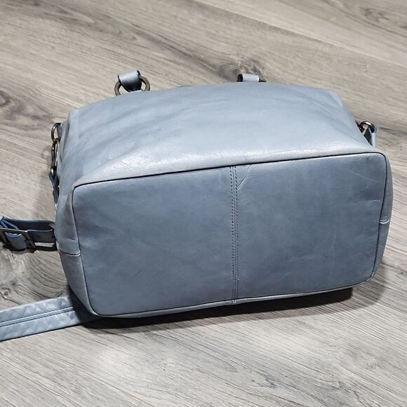 HOBO Pale Blue Gray Leather Med Crossbody Handbag - Picture 5 of 8